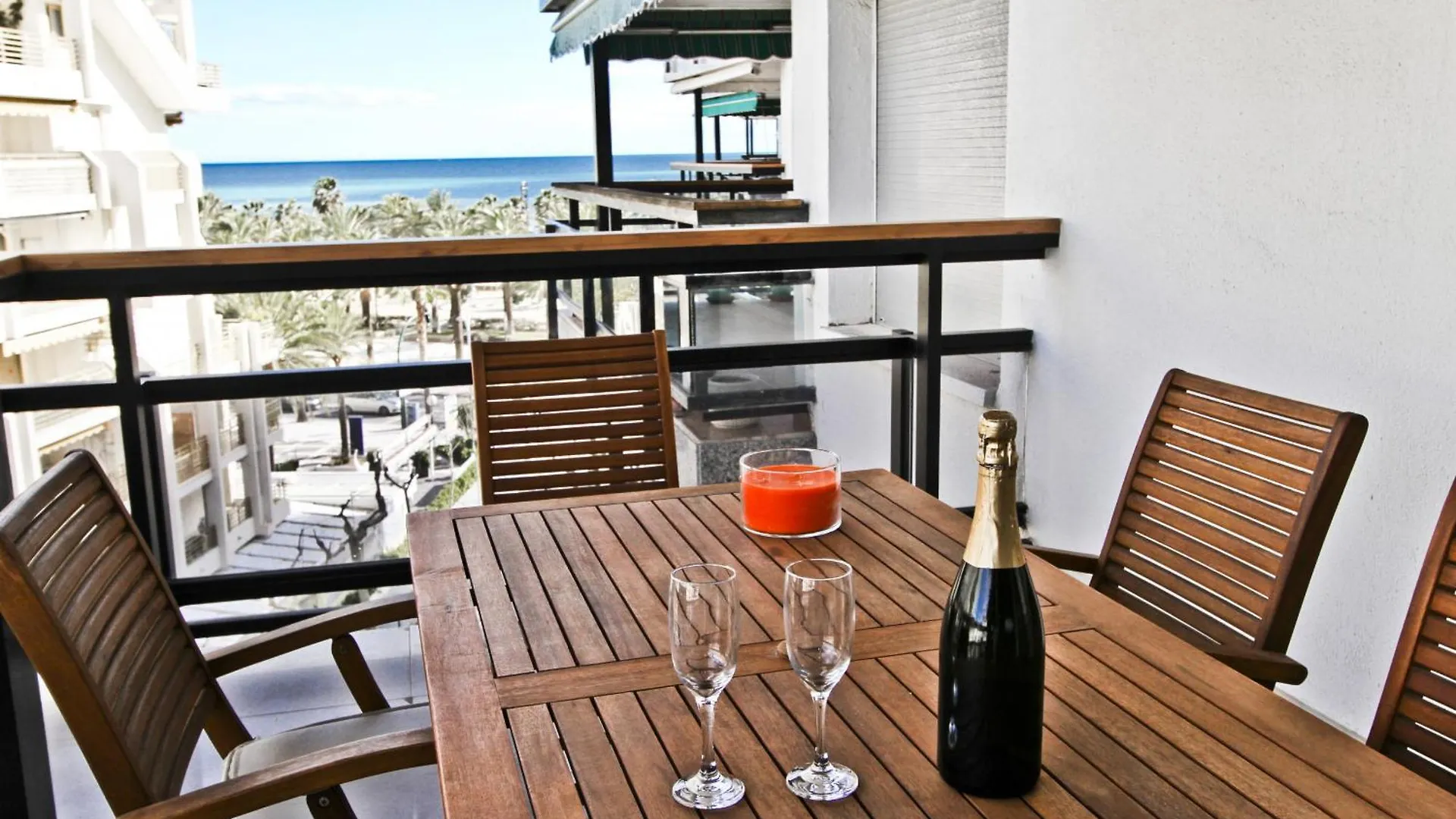 New Maria Anagabu Planet Costa Dorada Apartment Salou