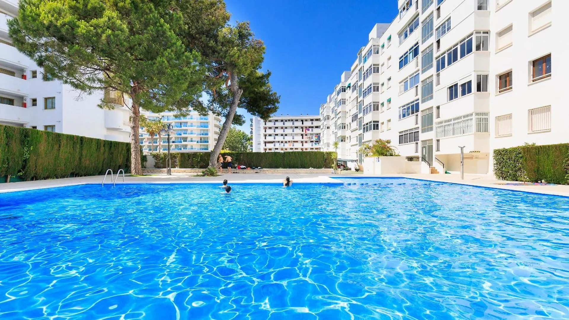 New Maria Anagabu Planet Costa Dorada location